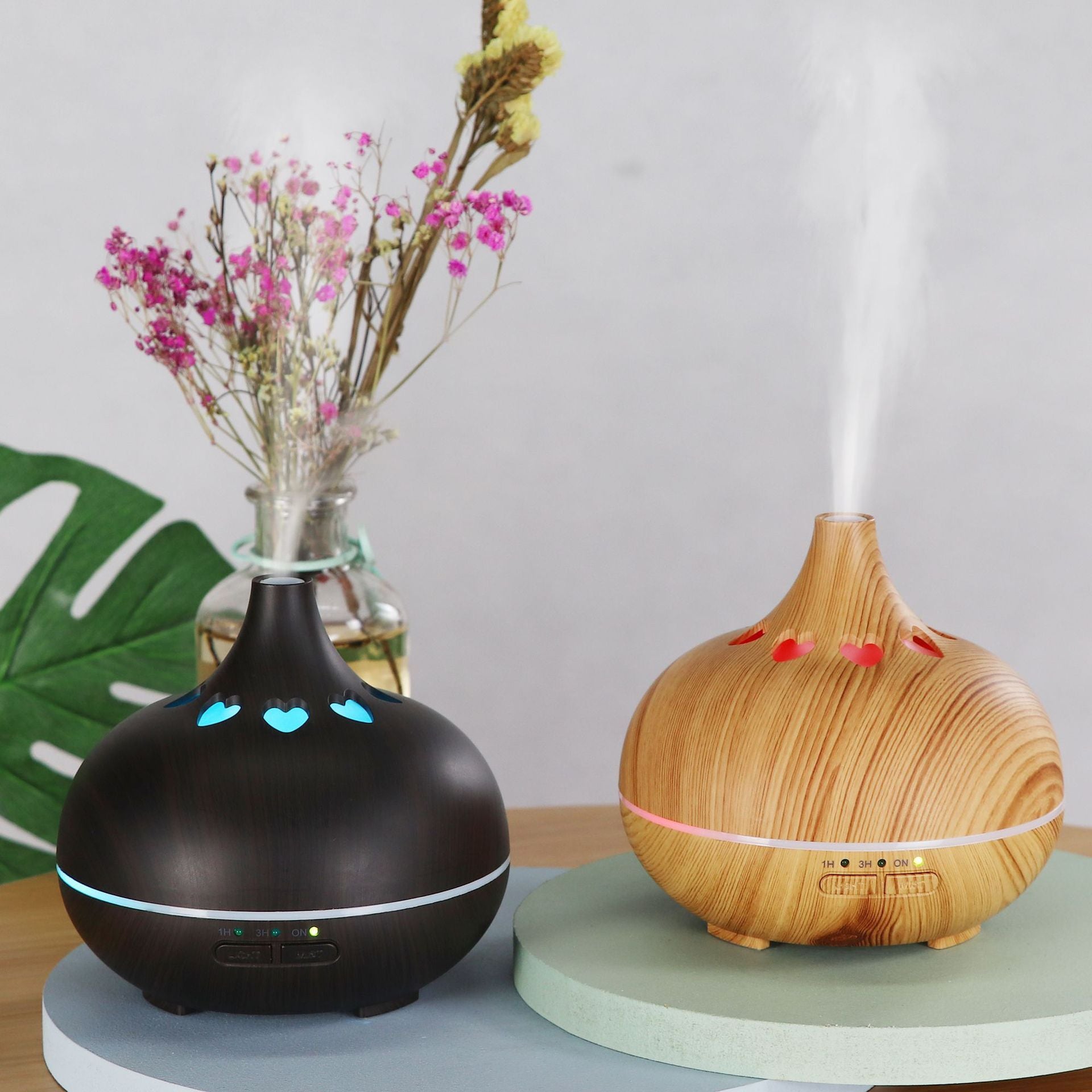 Hollow love wood grain aroma diffuser